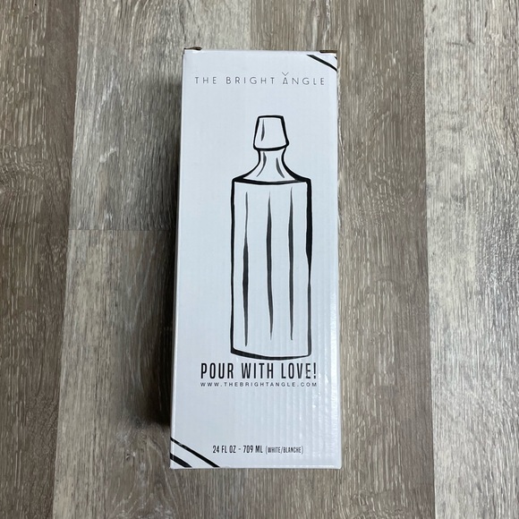 The Bright Angle elixir oil bottle, white. - Picture 6 of 10